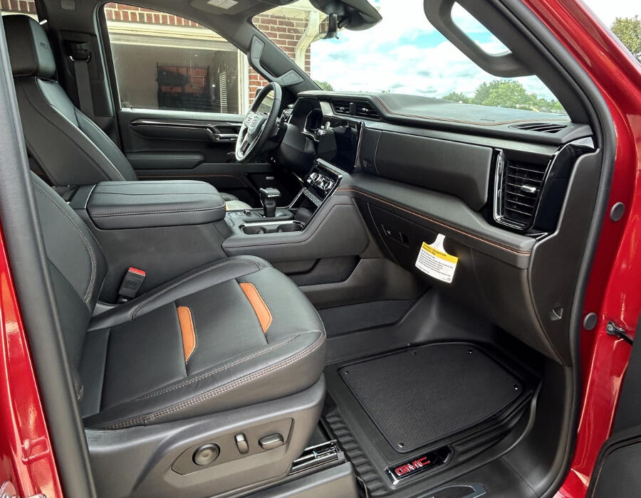 Premium Interior &amp; Exterior Detail